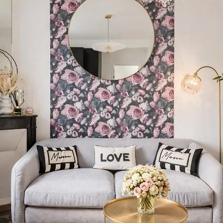 Appartamento C Great In Parigi